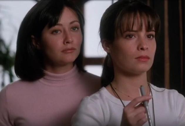 Кадр из сериала Зачарованные 1 сезон