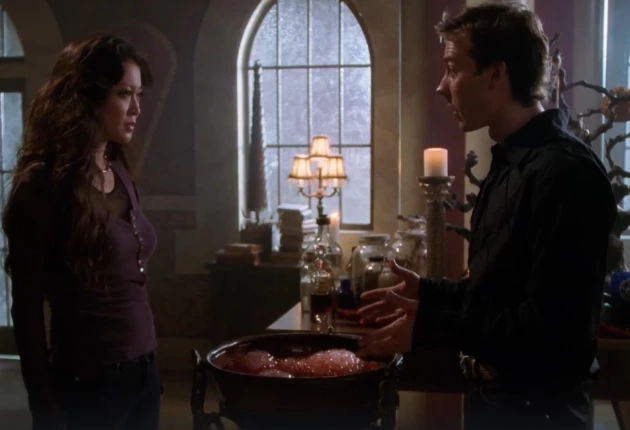 Кадр из сериала Зачарованные 8 сезон